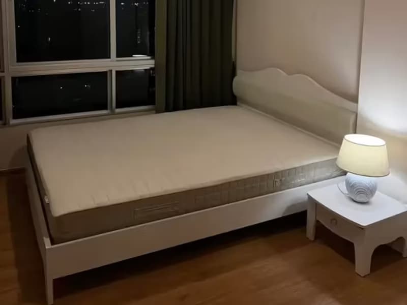 1 Bedroom Condo