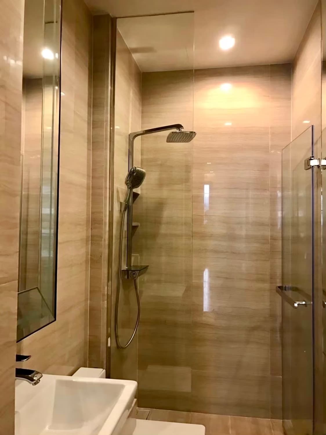 2 ห้องนอน คอนโด สำหรับ ขายและจำหน่าย ใน Watthana - Image 15