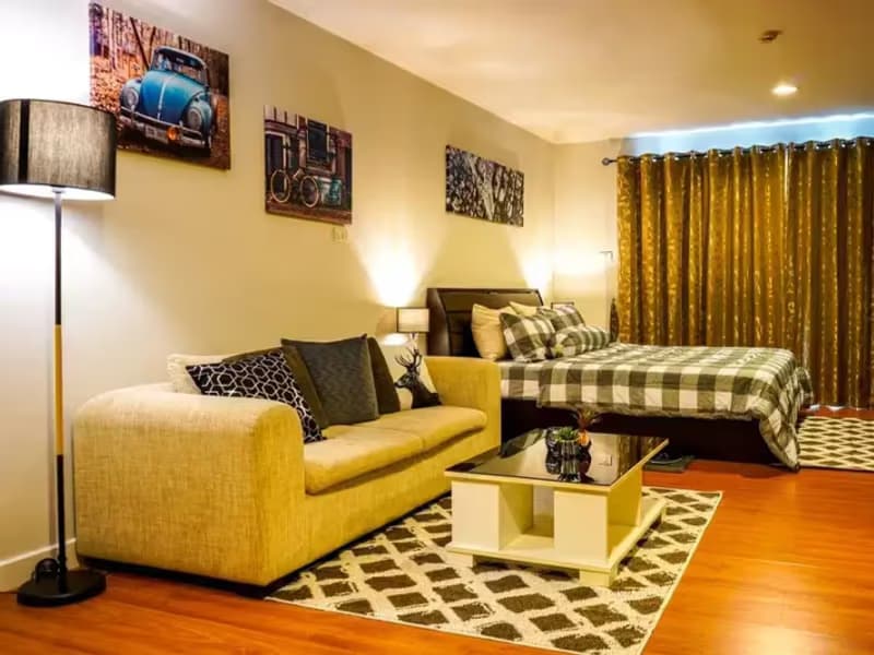 1 Bedroom Condo