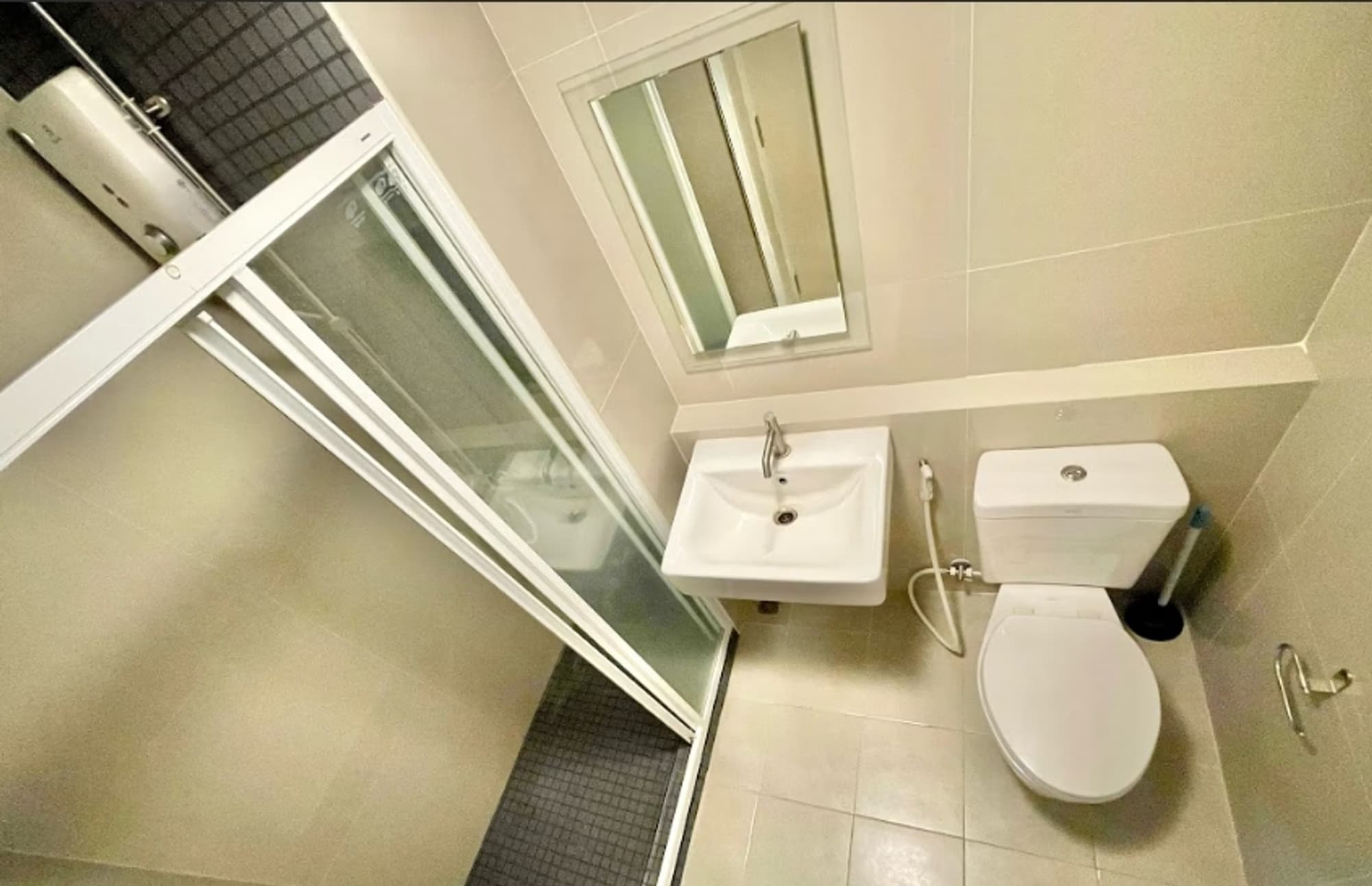 2 Bedroom Condo for Rent at DCondo Nim - Image 5