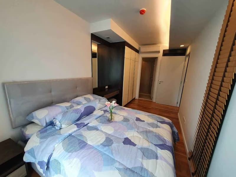 1 Bed Condo for Rent  Near Phloen Chit BTS