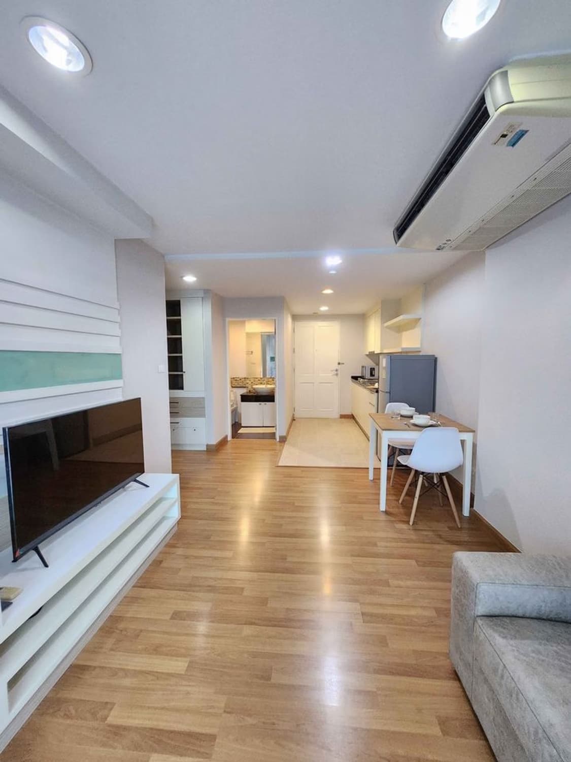 Condo for Rent at The Aree Condominium - Image 7