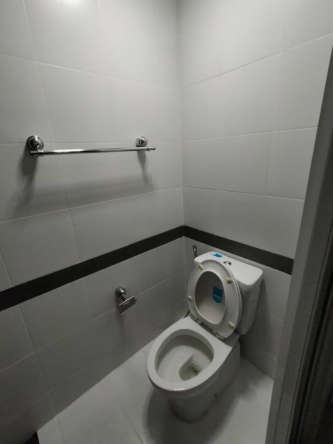 2 Bed Condo for Sale  Near Phra Ram 9 MRT - Image 8