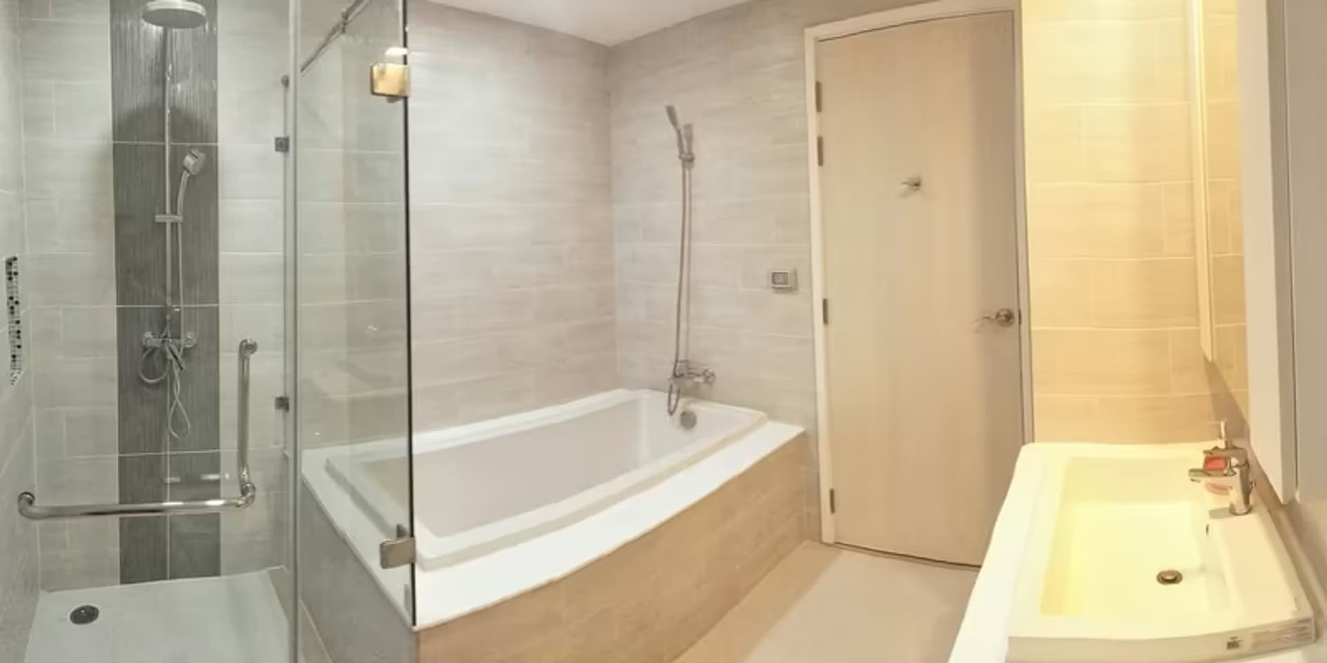 1 Bedroom Condo - Image 18