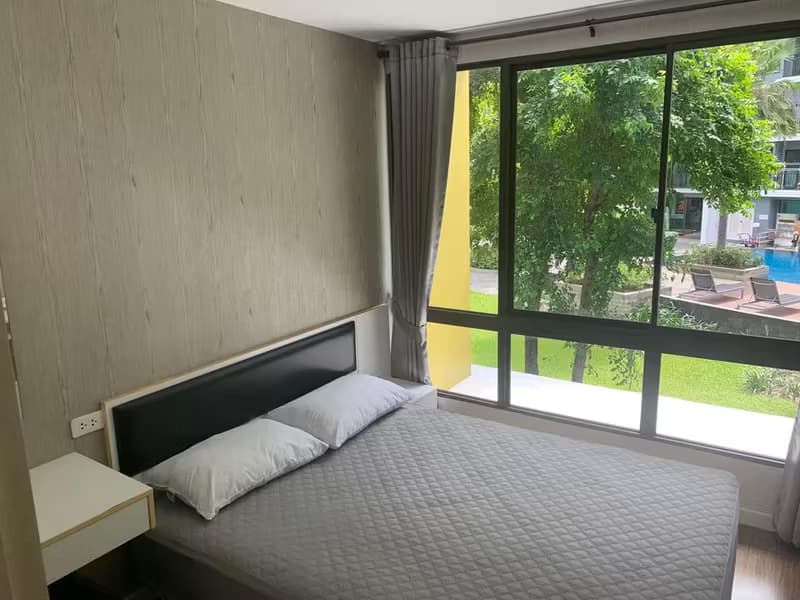 1 Bedroom Condo