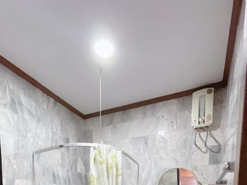 4 Bed House for Rent and Sale in Hang Dong