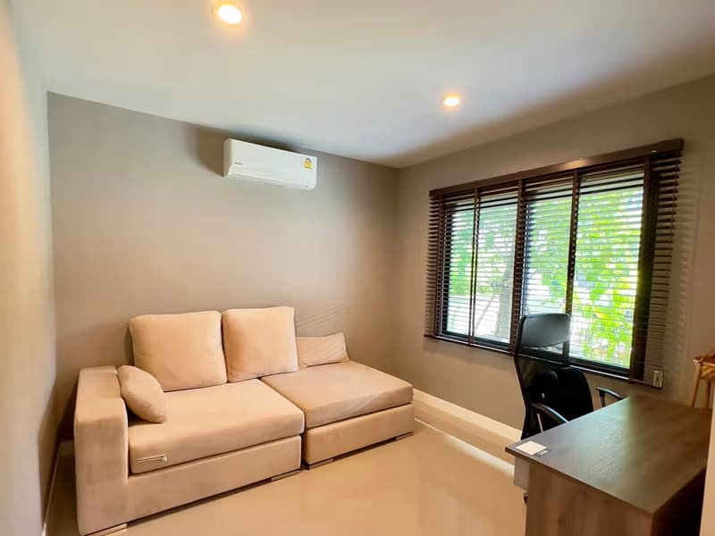 3 Bed House for Rent and Sale in Bang Phli