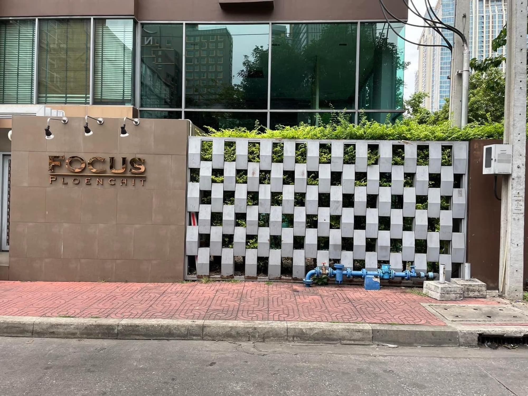1 ห้องนอน Condo สำหรับ ขายและจำหน่าย ใกล้ Phloen Chit BTS - Image 7