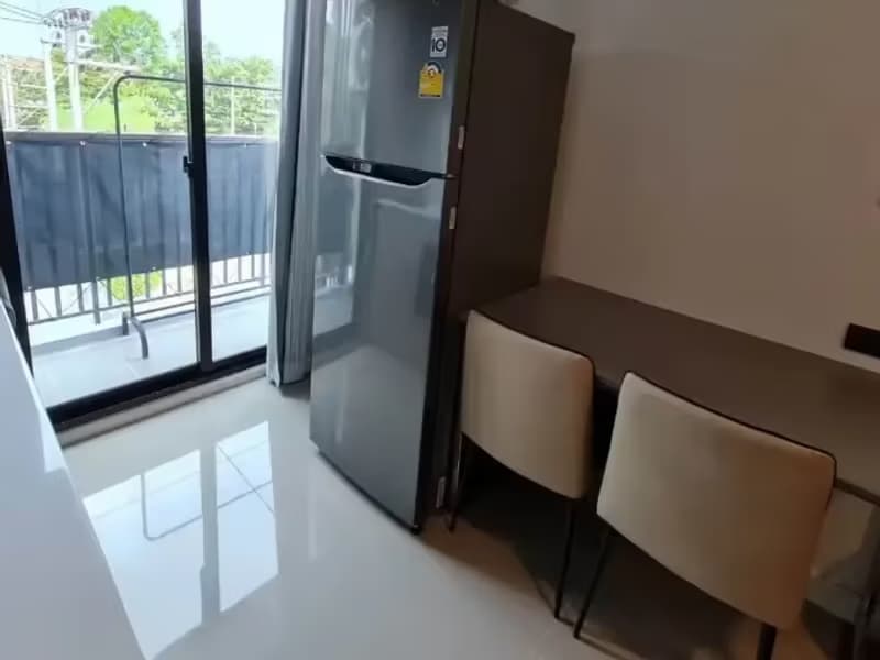 1 Bedroom Condo