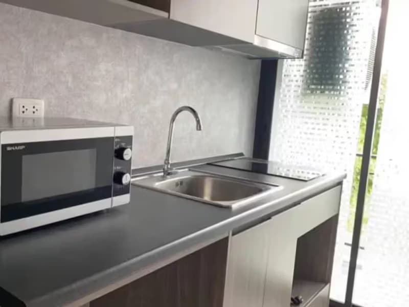 1 Bedroom Condo