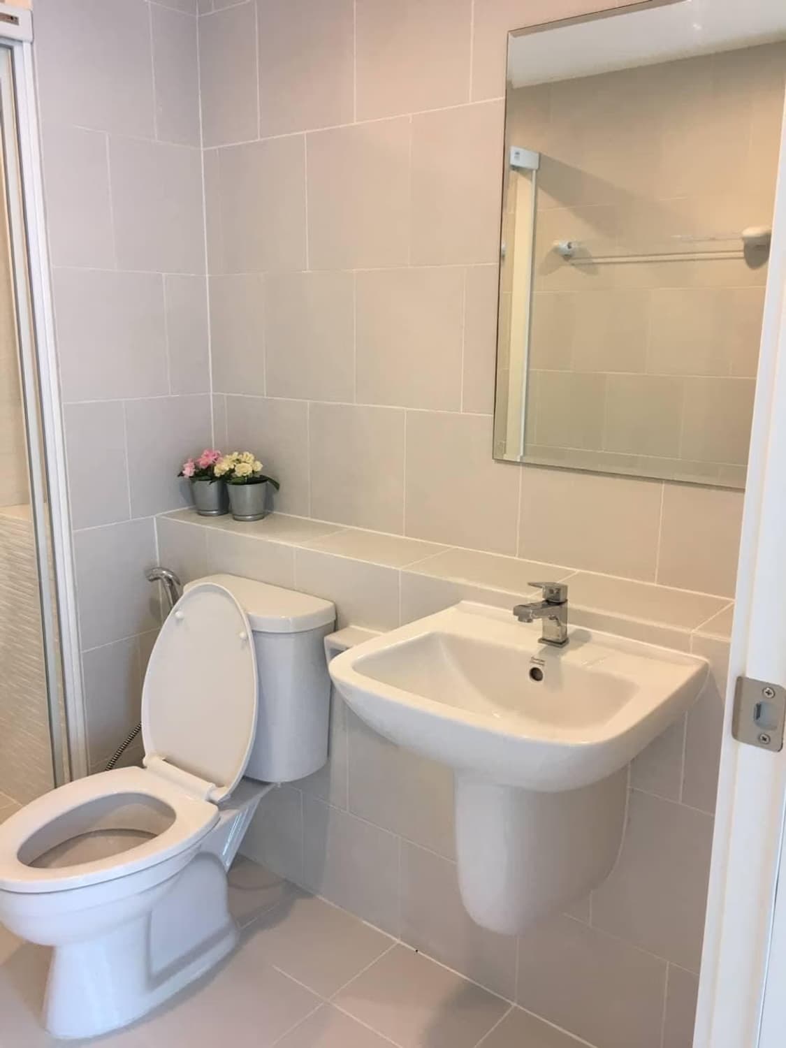 1 Bedroom Condo - Image 7