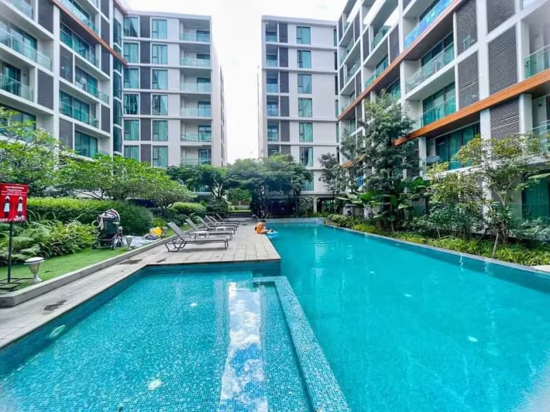 2 Bedroom Condo