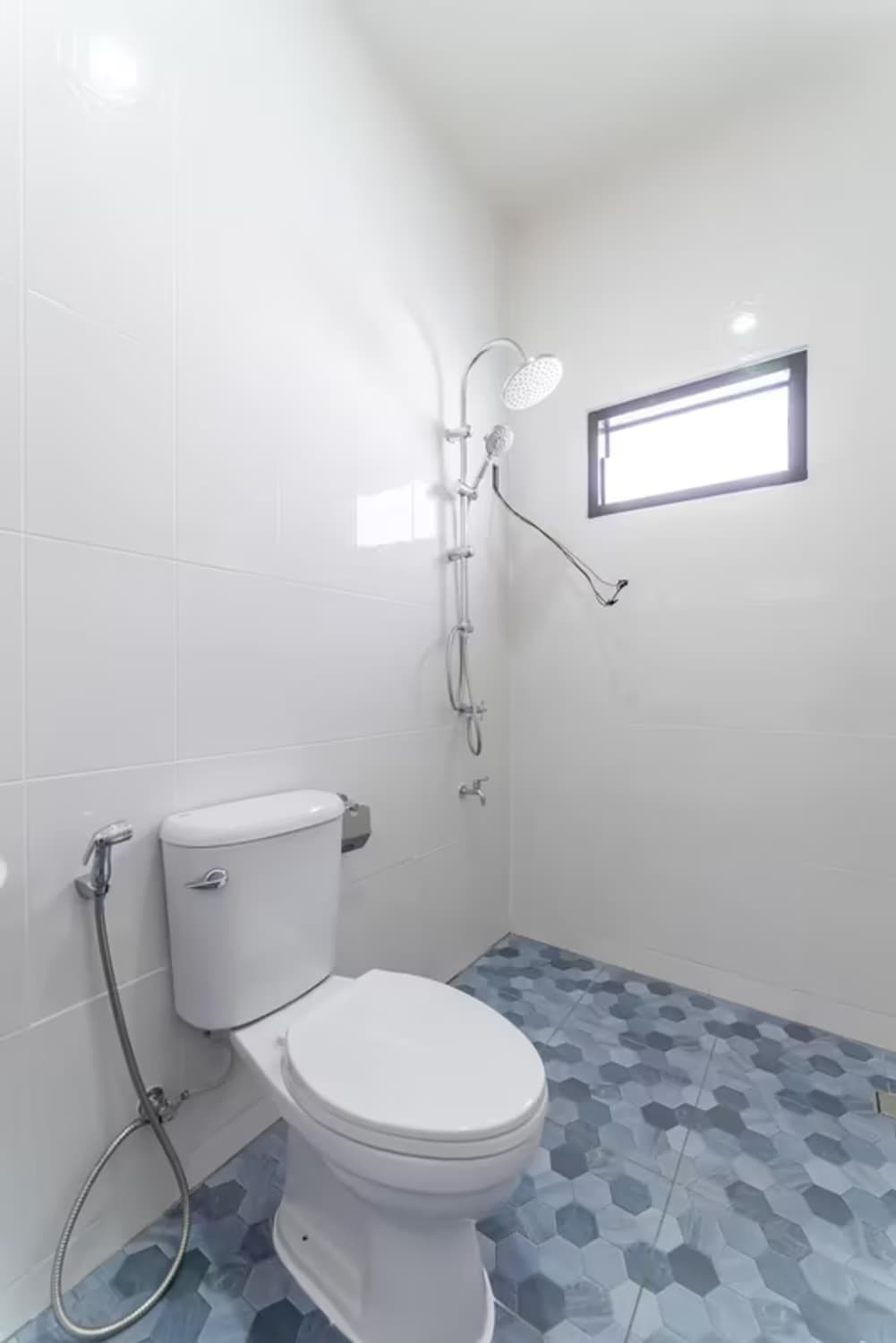 3 Bedroom House - Image 12