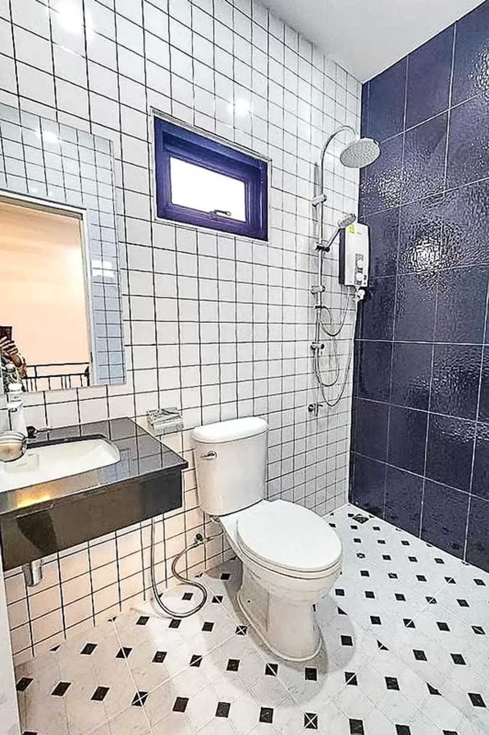 3 Bedroom House - Image 4