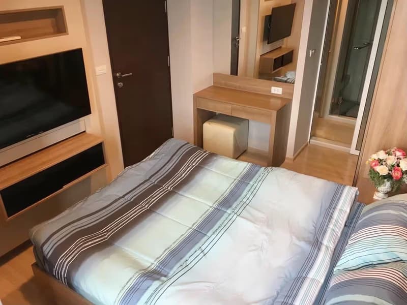Condo for Rent at Rhythm Sathorn