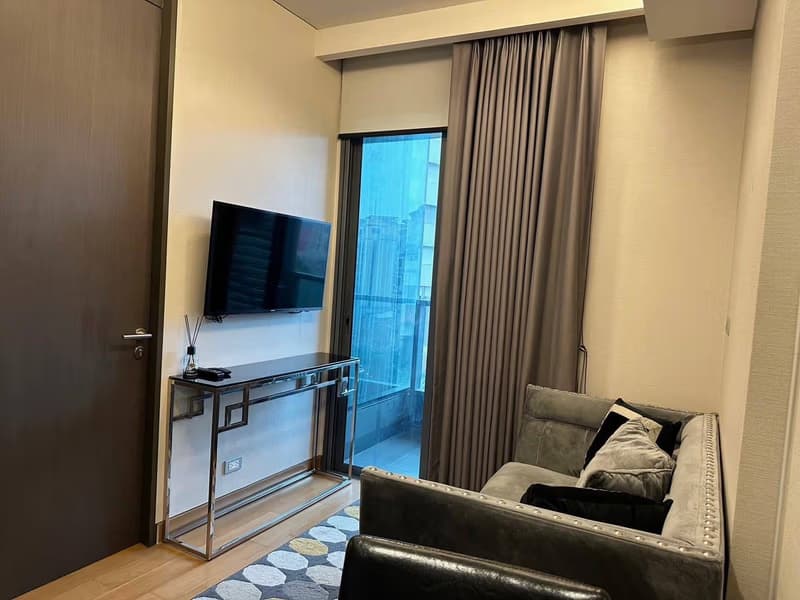 1 Bedroom Condo