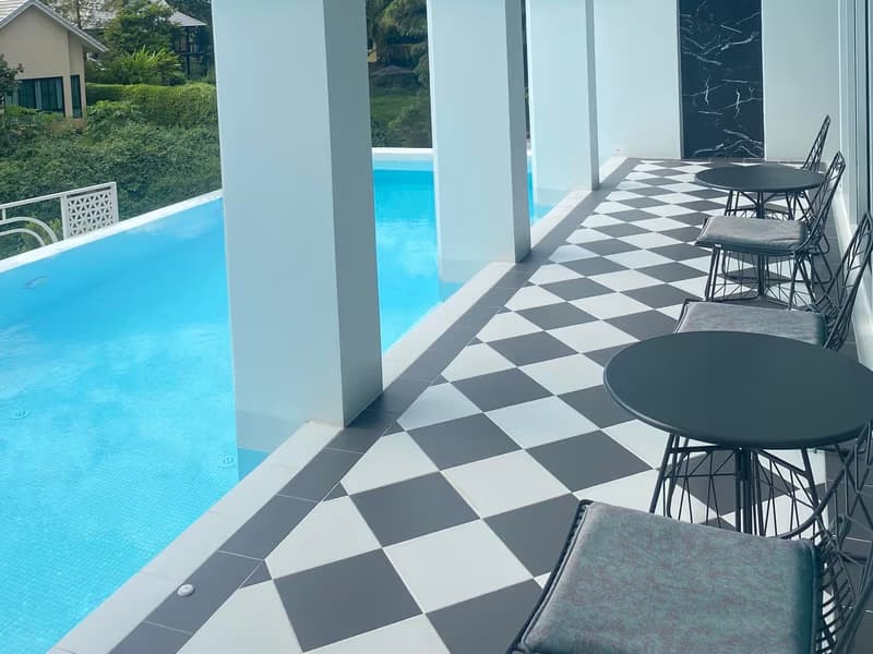 Condo for Rent at The Canale