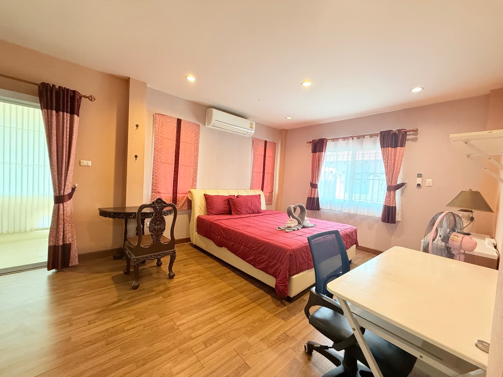 3 Bed House for Rent in Hang Dong - Image 10