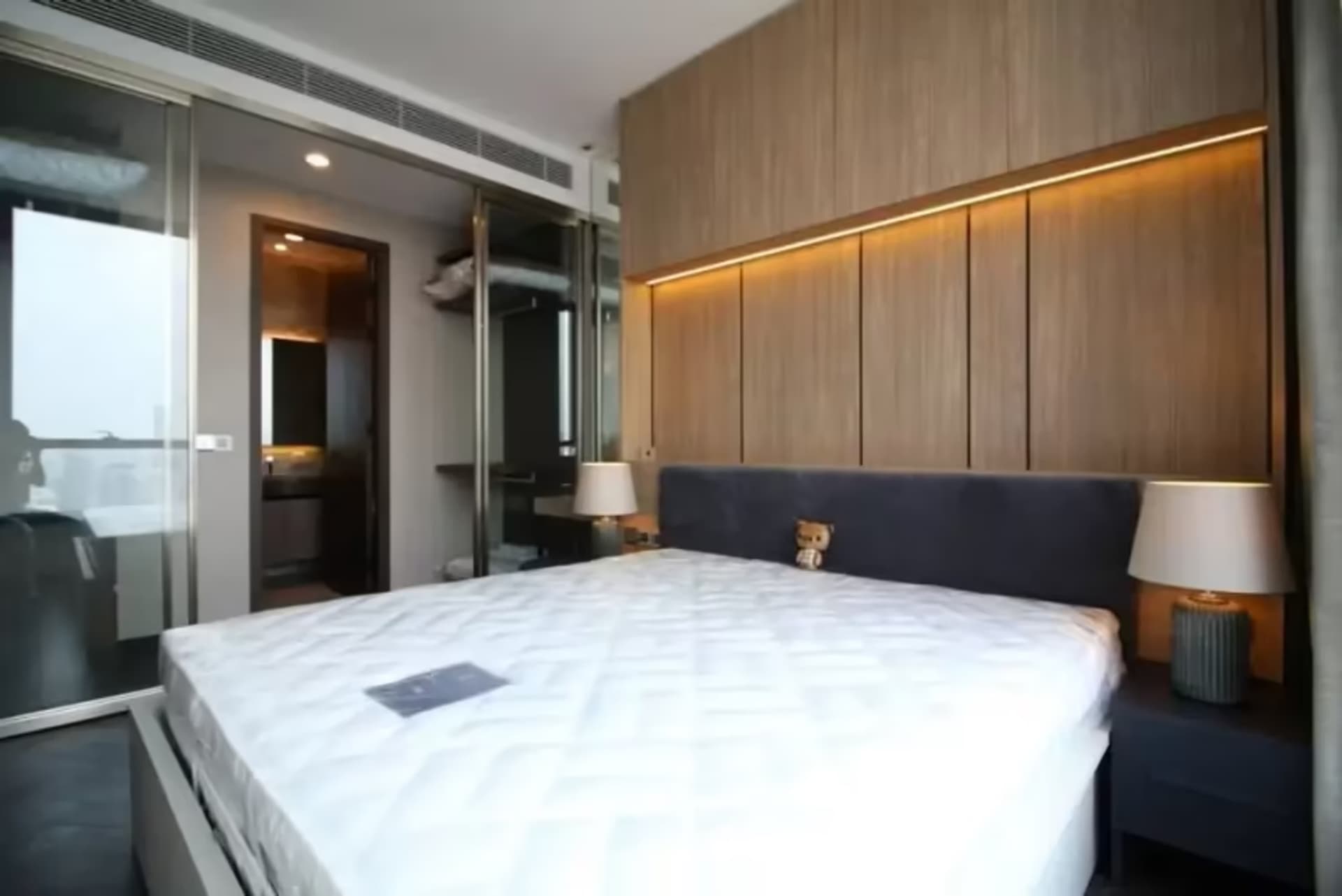 1 Bedroom Condo - Image 6
