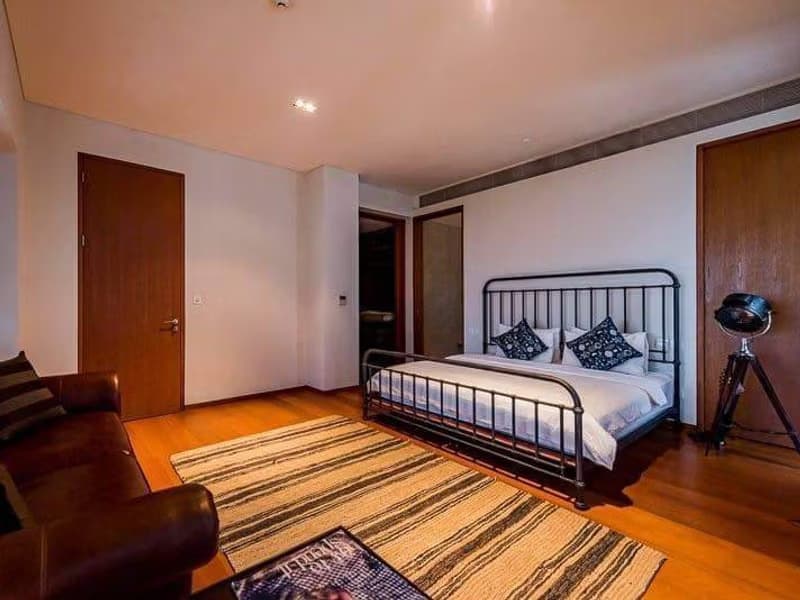 3 Bed Condo for Rent in Sathon