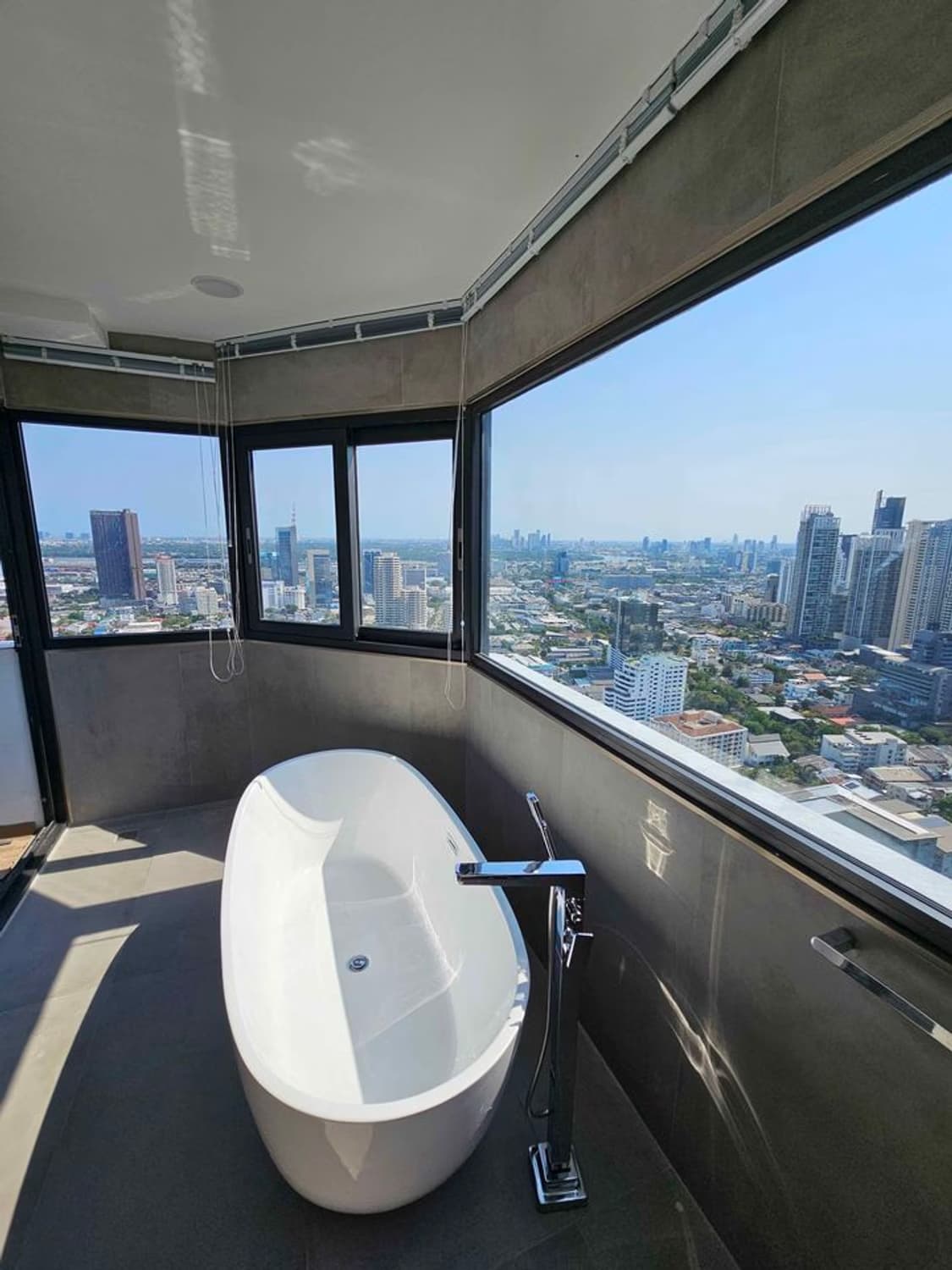 3 Bed Condo for Rent and Sale  Near Thong Lo BTS - Image 17