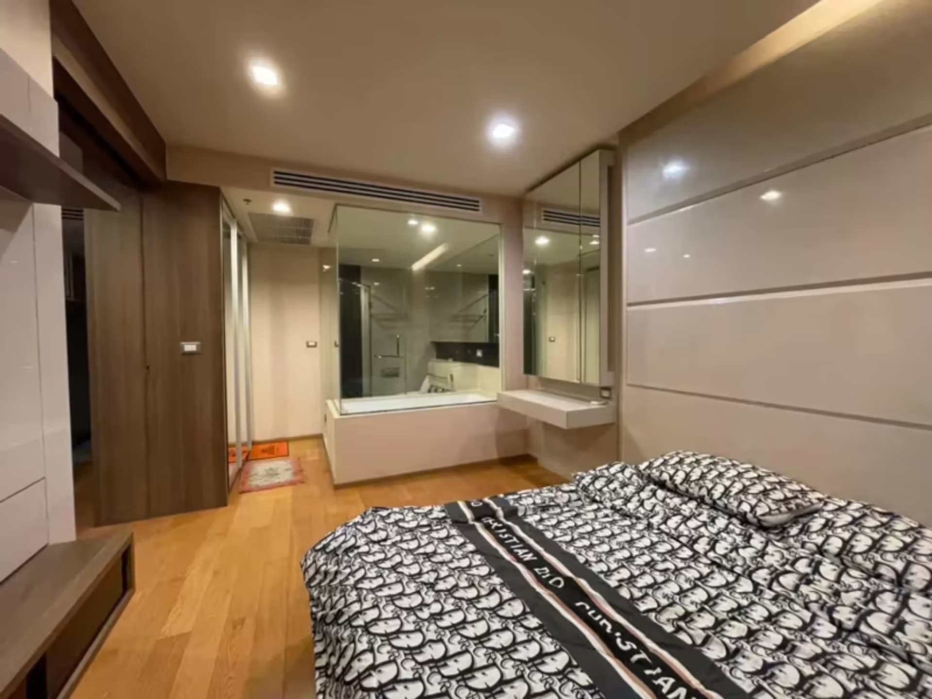Condo for Rent at The Address Sathorn - Image 2