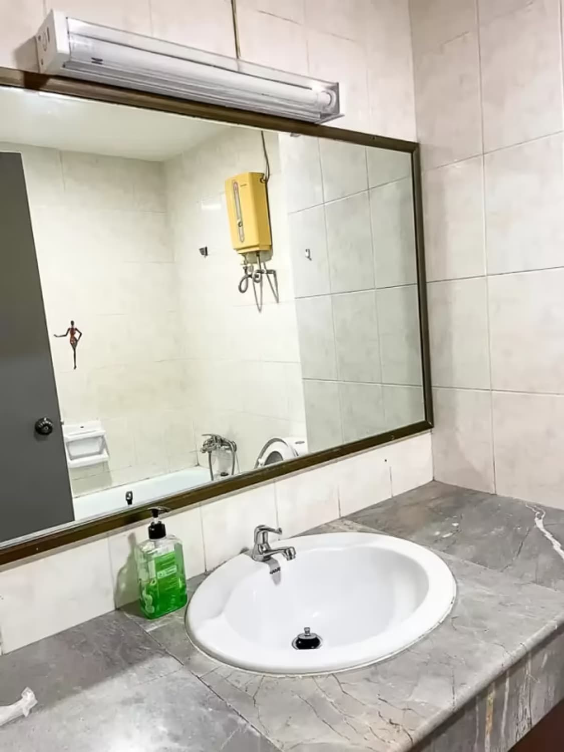 1 Bedroom Condo - Image 6