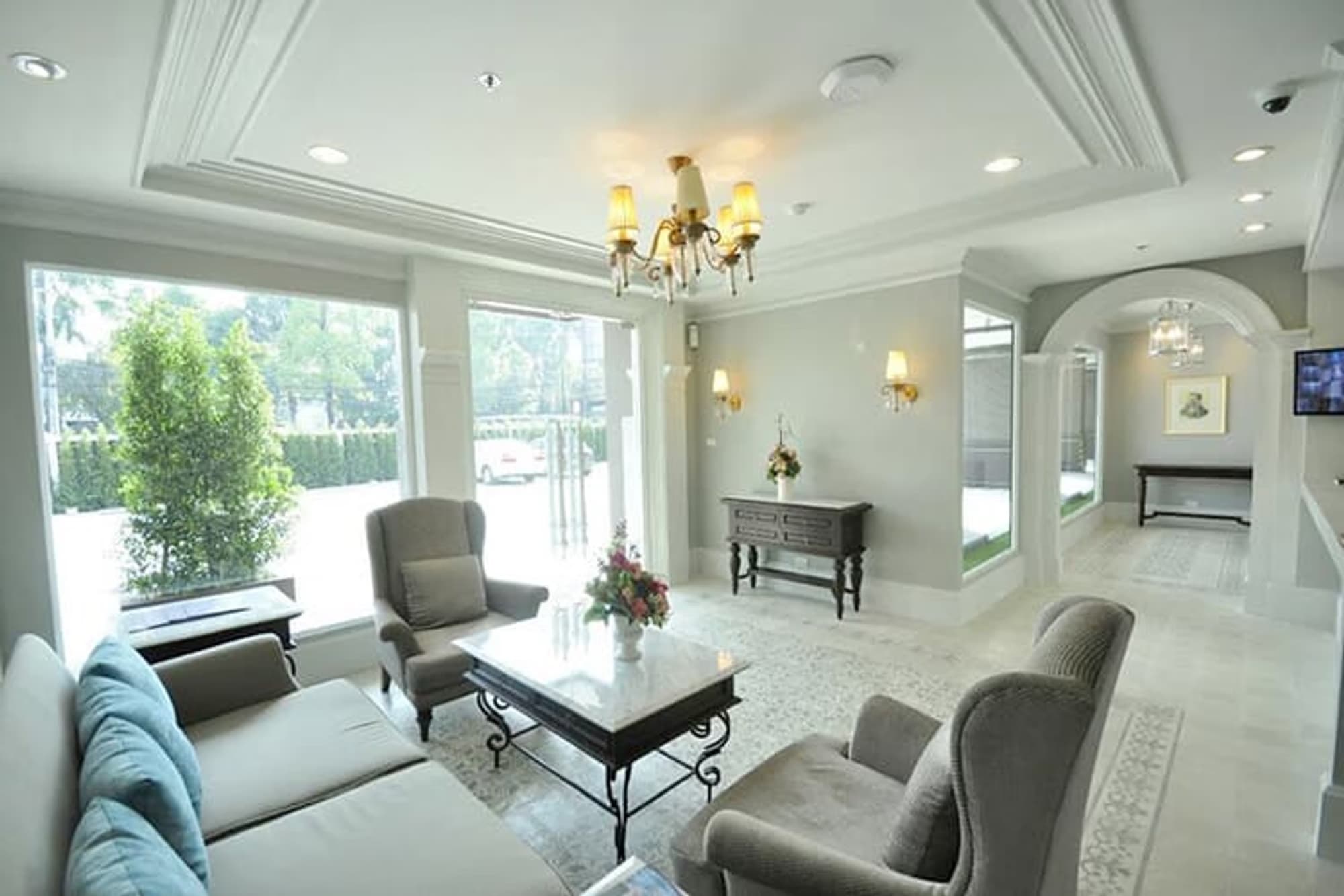 Code 213 The Unique Condominium (for sale) - Image 4