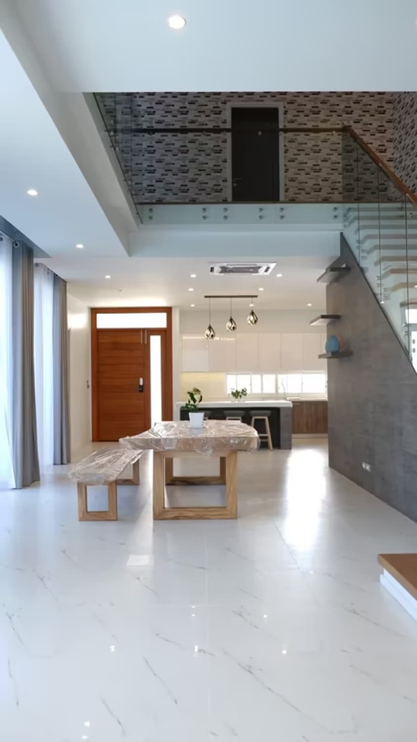  - Image 3