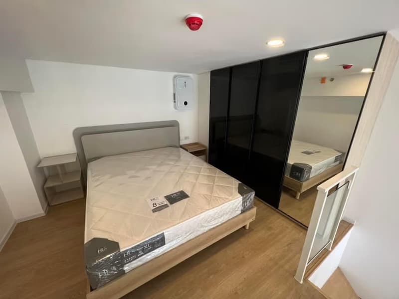 1 Bed Condo for Rent in Huai Khwang