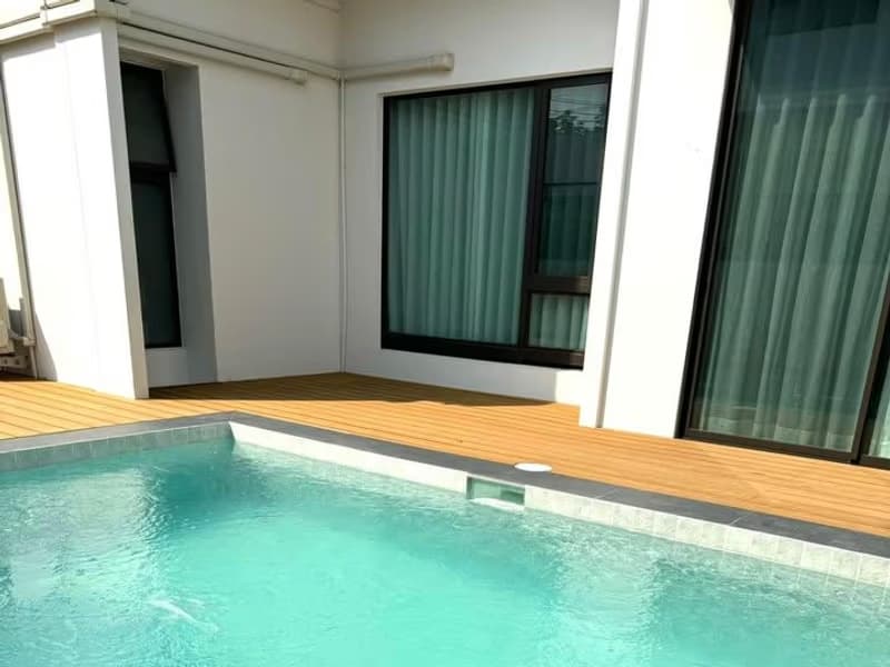 4 Bed House for Rent in อำเภอบางพลี