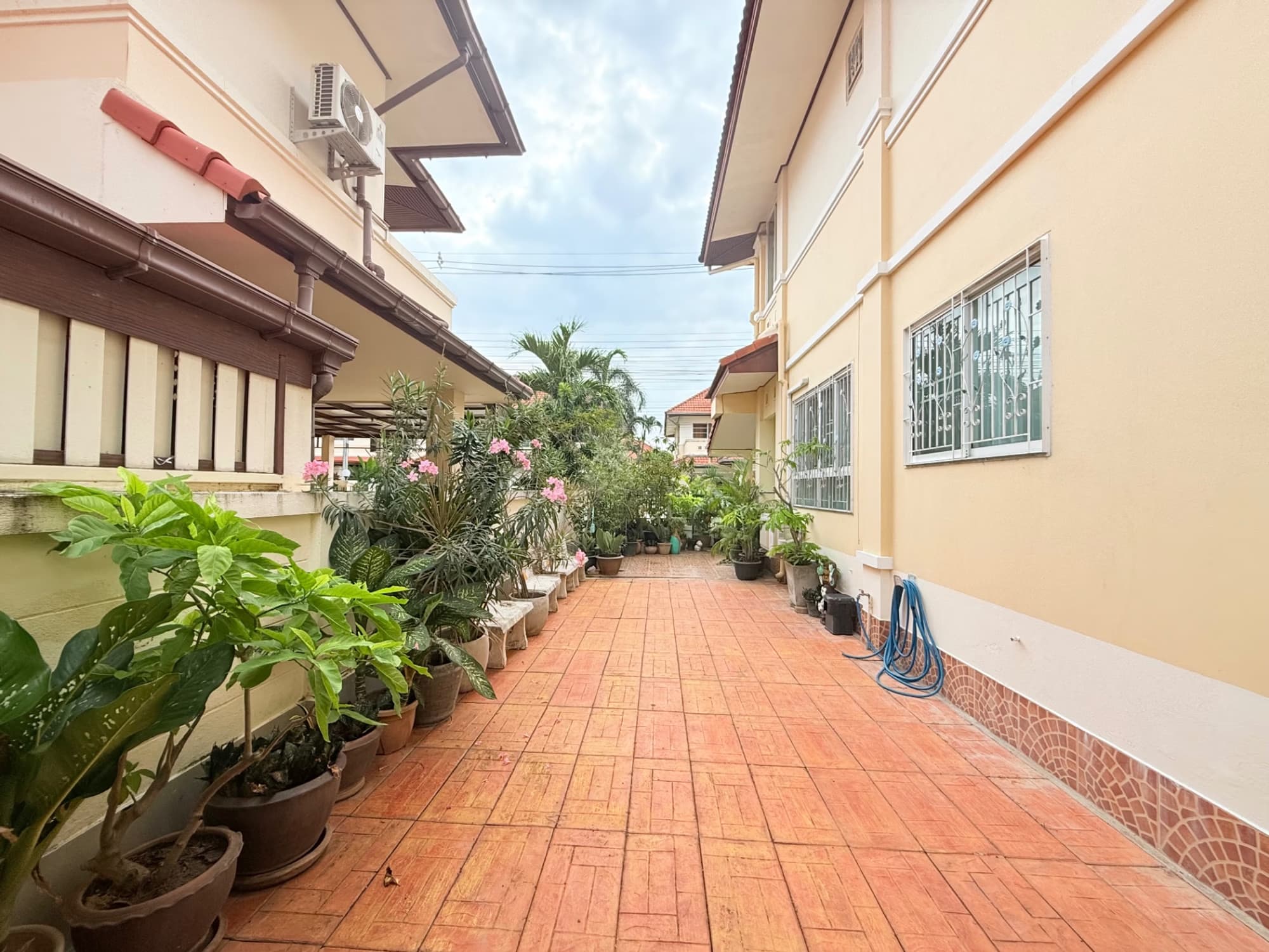 3 Bed House for Rent in Hang Dong - Image 26