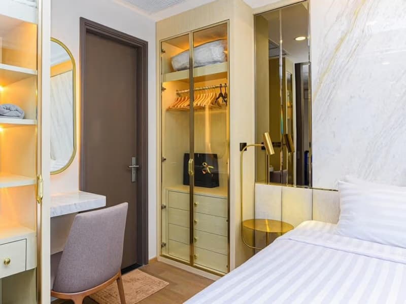 1 Bed Condo for Rent in Bang Rak