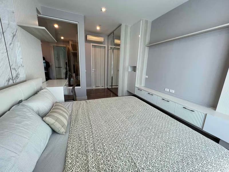 Condo for Rent at The Room Sukhumvit 62