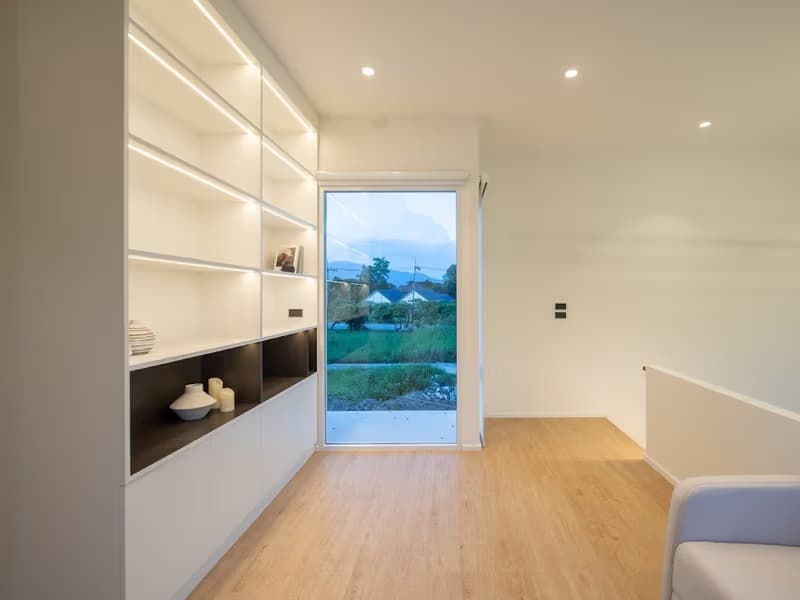 4 Bed House for Rent and Sale in Hang Dong