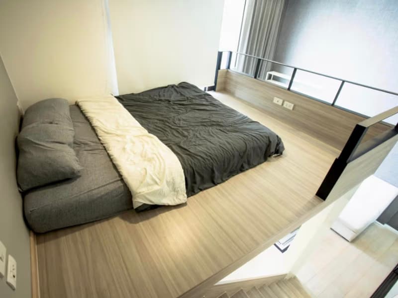 1 Bed Condo for Rent  Near Phra Ram 9 MRT