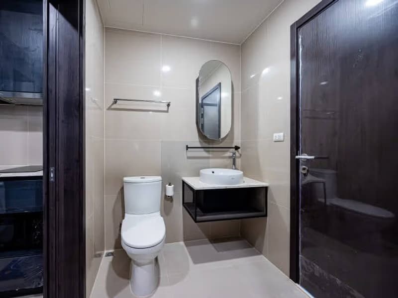 1 Bed Condo for Rent  Near Huai Khwang MRT