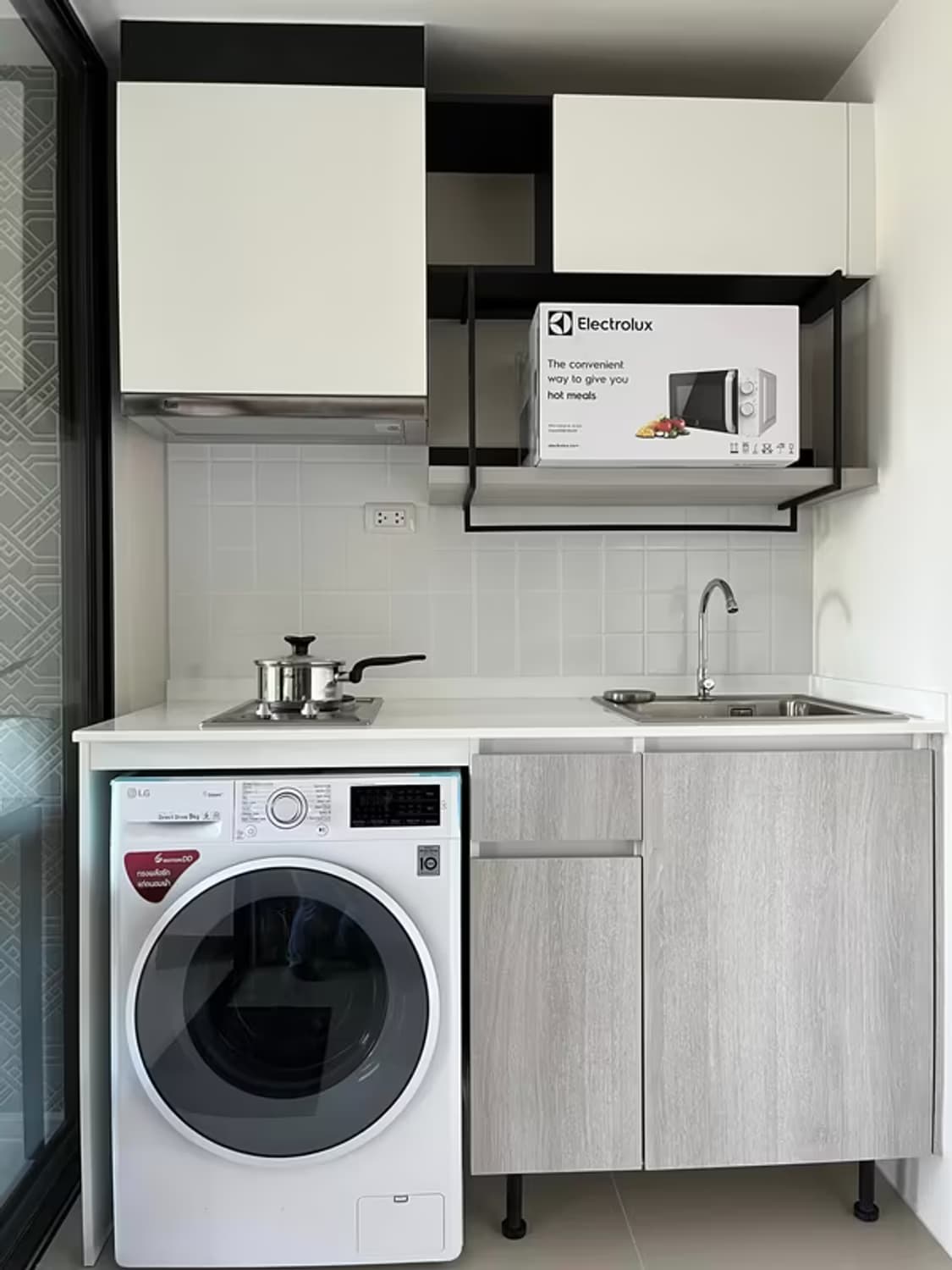 1 Bedroom Condo - Image 5