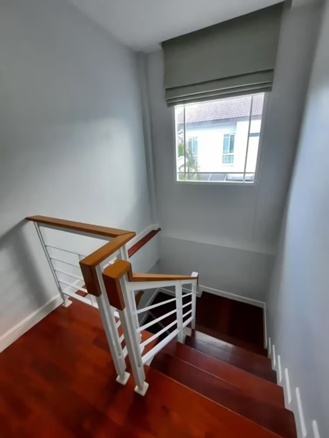 4 Bedroom House - Image 14
