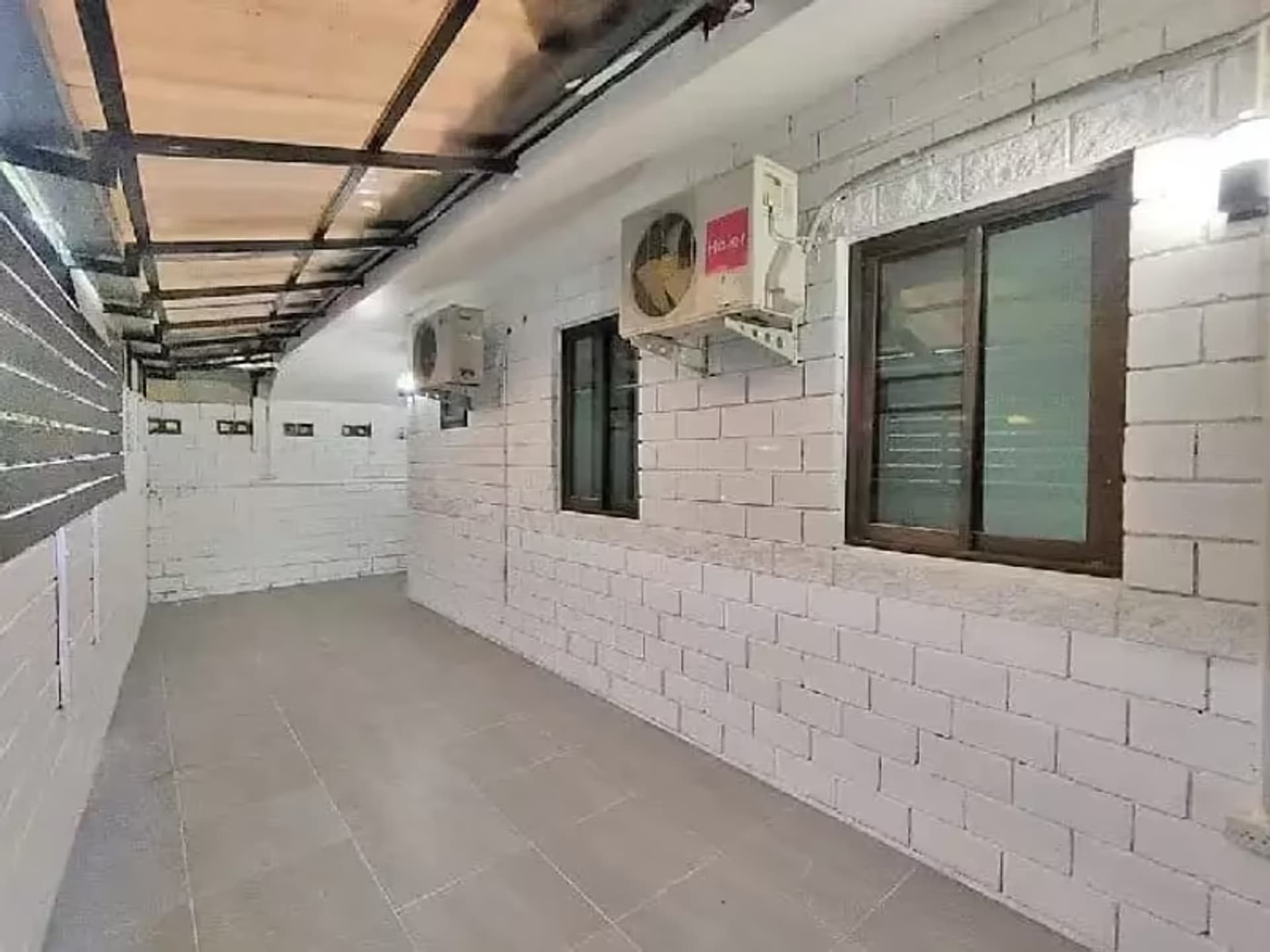 2 Bedroom House - Image 7