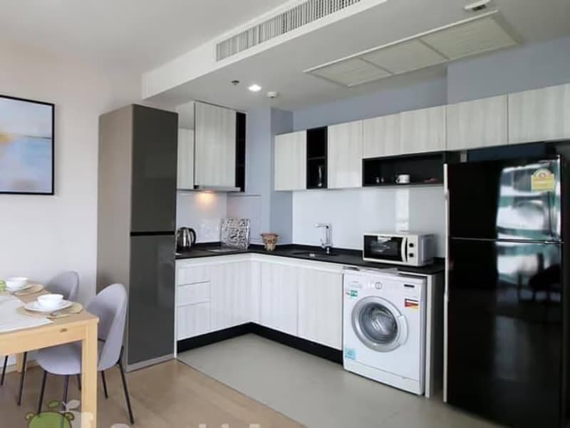 HQ Thonglor by Sansiri
