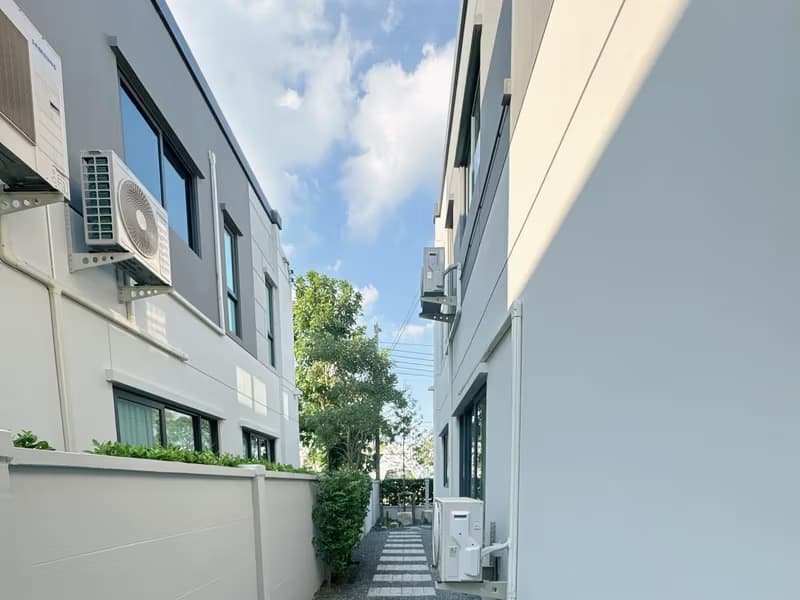 Condo for Sale at Centro Bangna km.7
