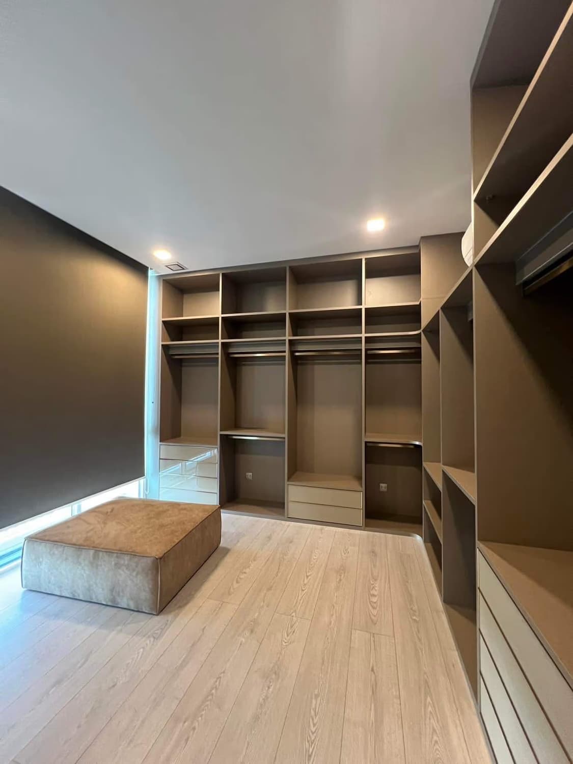 4 Bed House for Sale in Bang Phli - Image 8