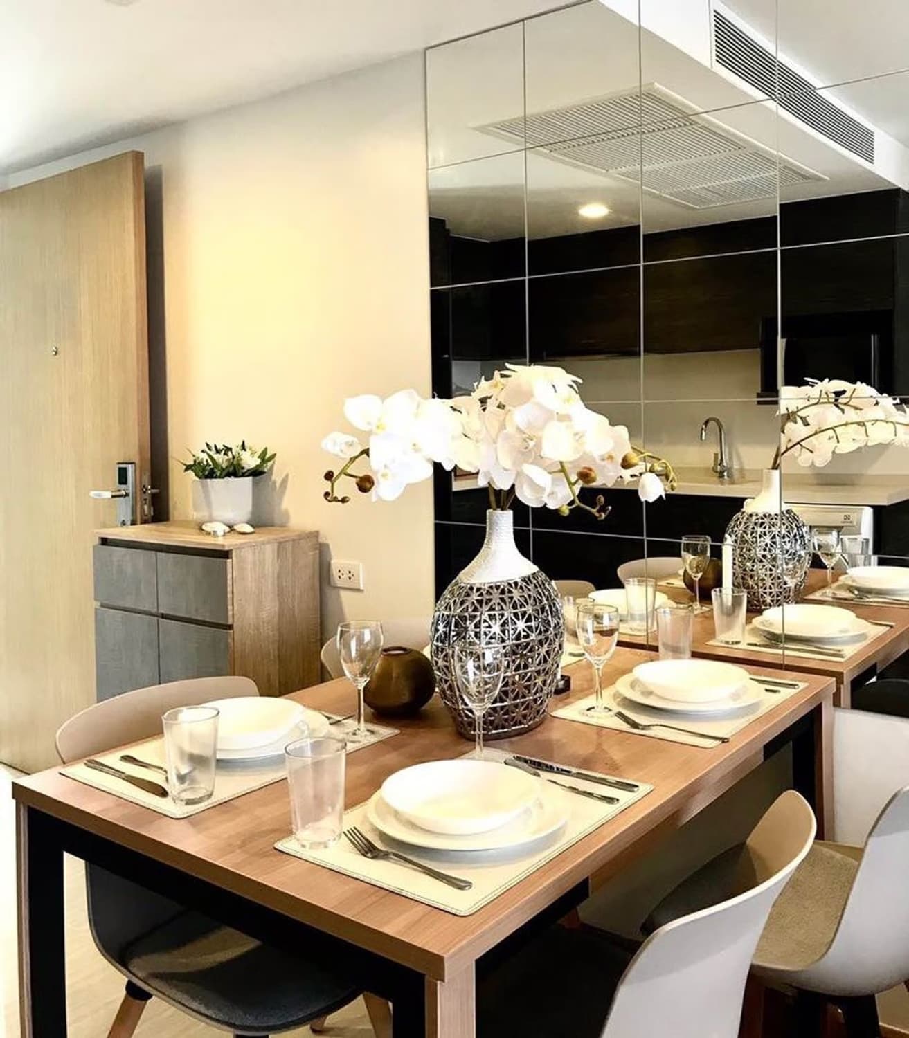 Condo for Rent, Sale at Downtown 49 - Image 3