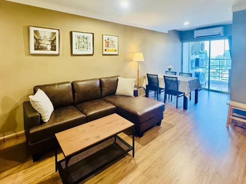 2 Bed Condo for Rent in Khlong Toei