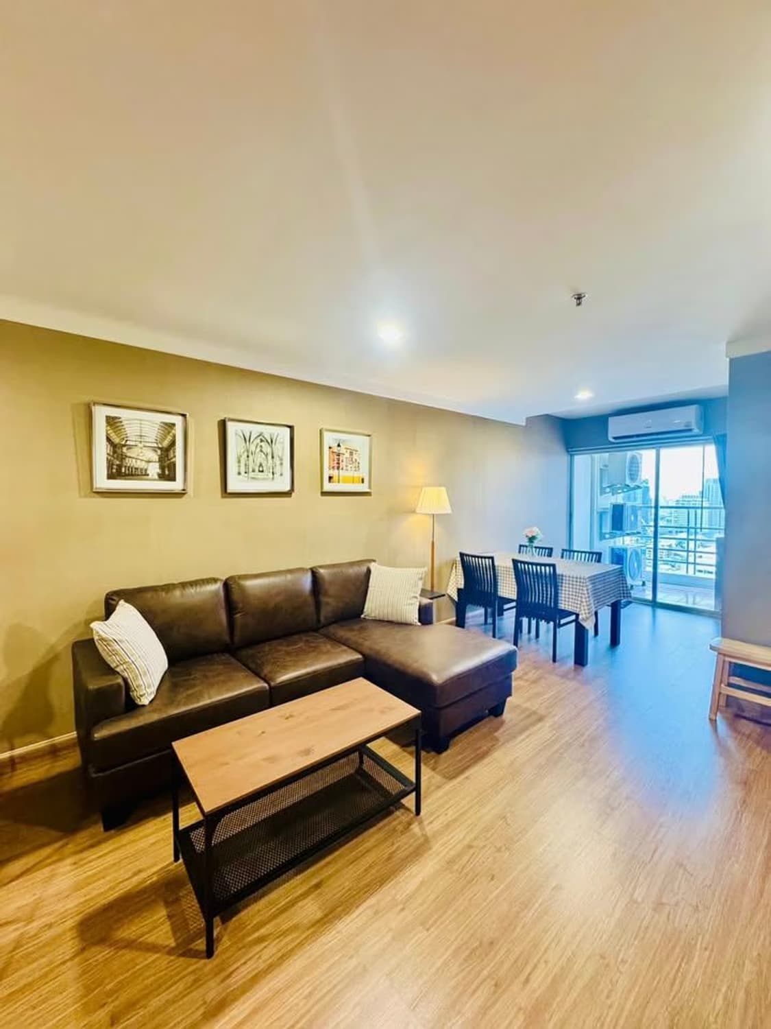 2 Bed Condo for Rent in Khlong Toei - Image 3 2 Bed Condo for Rent in Khlong Toei - Image 3