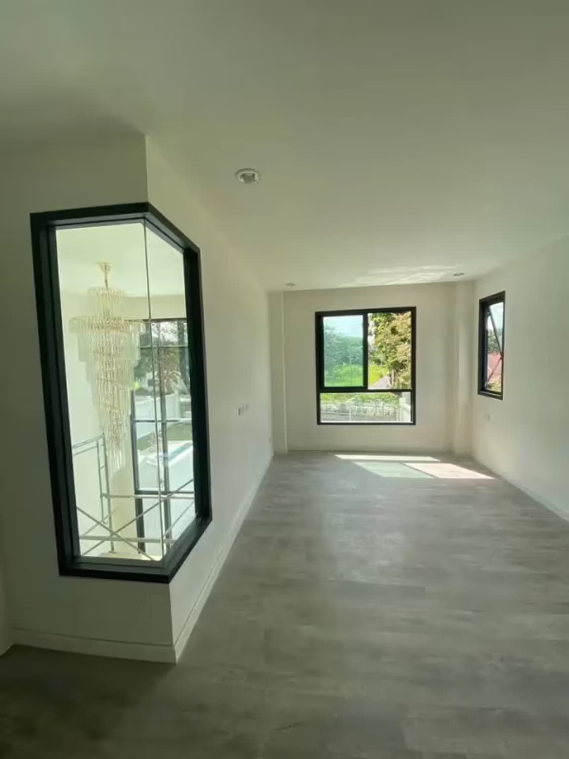 4 Bedroom House - Image 10