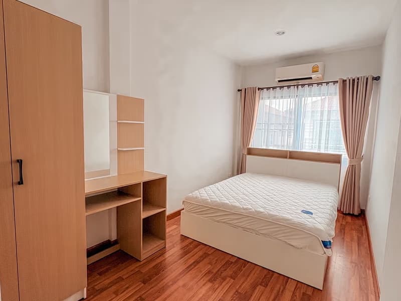 3 Bed Townhouse for Rent in San Sai District