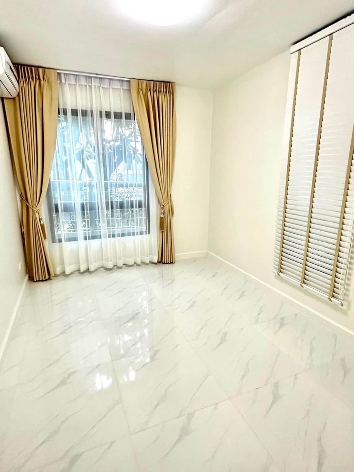 2 Bedroom Condo - Image 5