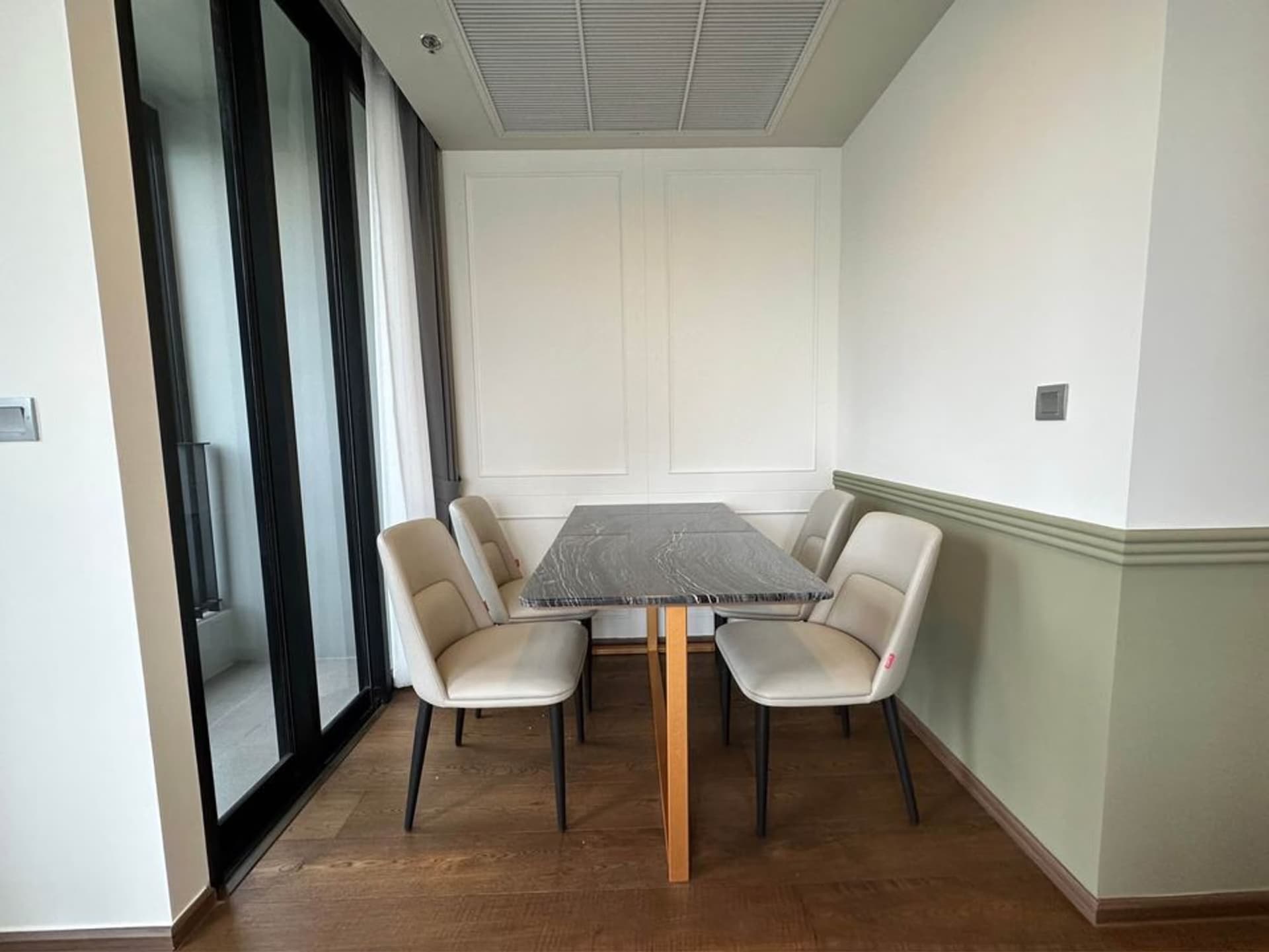 2 Bed Condo for Rent in Khlong Toei - Image 2